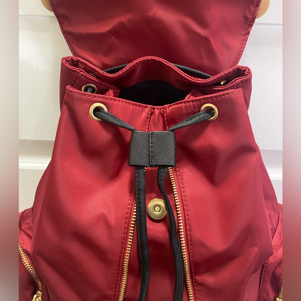 Olive Threadz Drawstring Bag - Picture 7 of 13